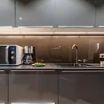 דירה In-out - Heart Of Spacious 8 Guests Apartment, Wifi - Pierre & Tikal ואל טורנס