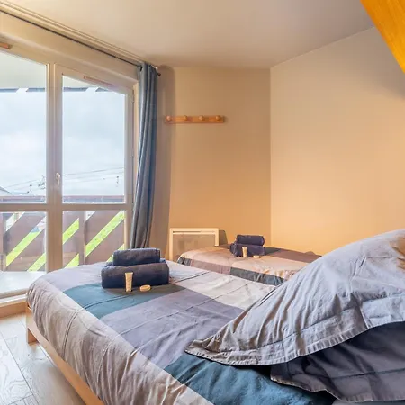 Apartment In-out - Heart Of Spacious 8 Guests Apartment, Wifi 303